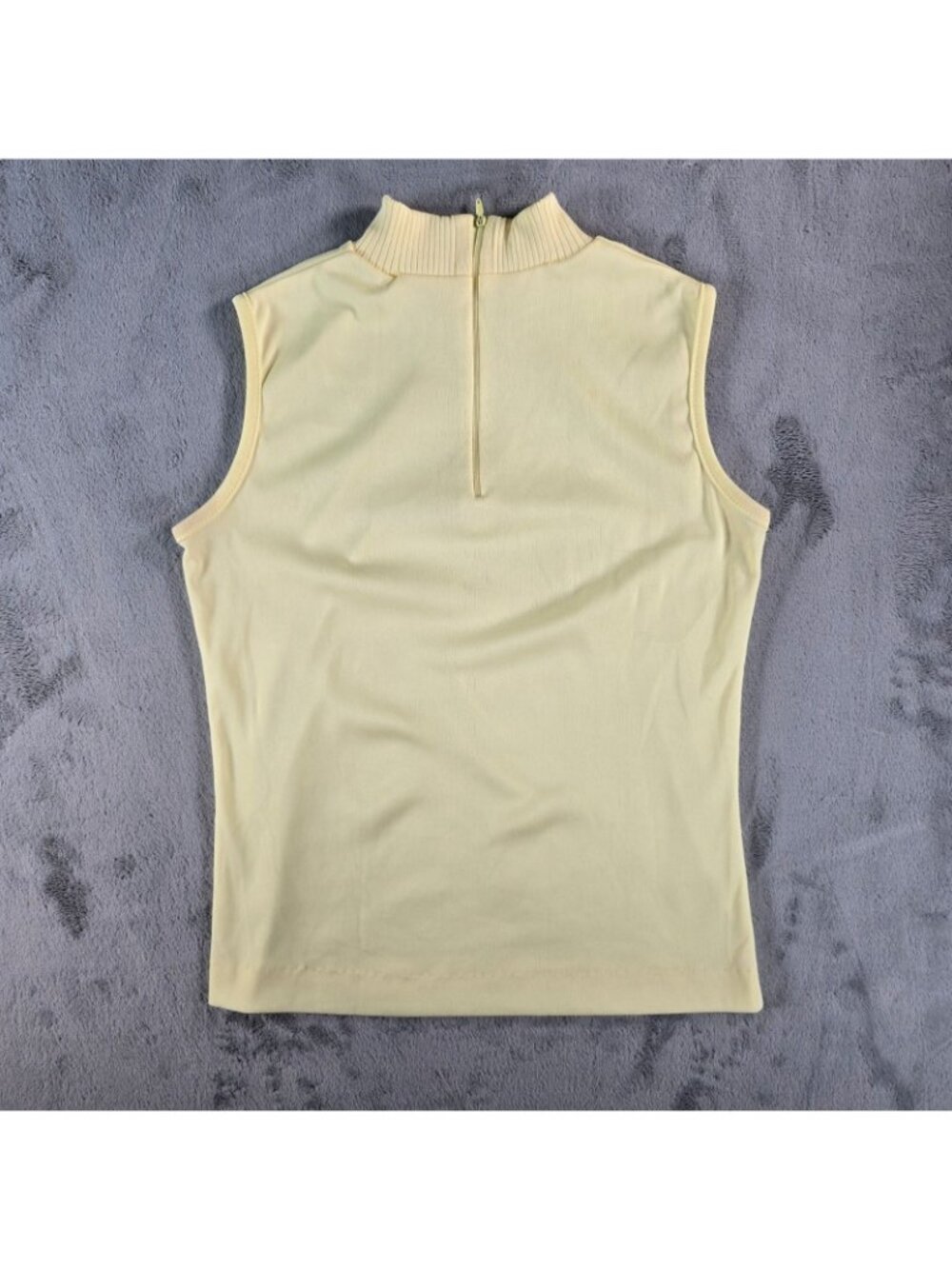 Vintage 1990s Women's Butter Yellow Knit Mock Neck Sleeveless Zip Top (S/M) - Picture 8 of 13